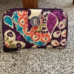 Vera Bradley turnlock wallet